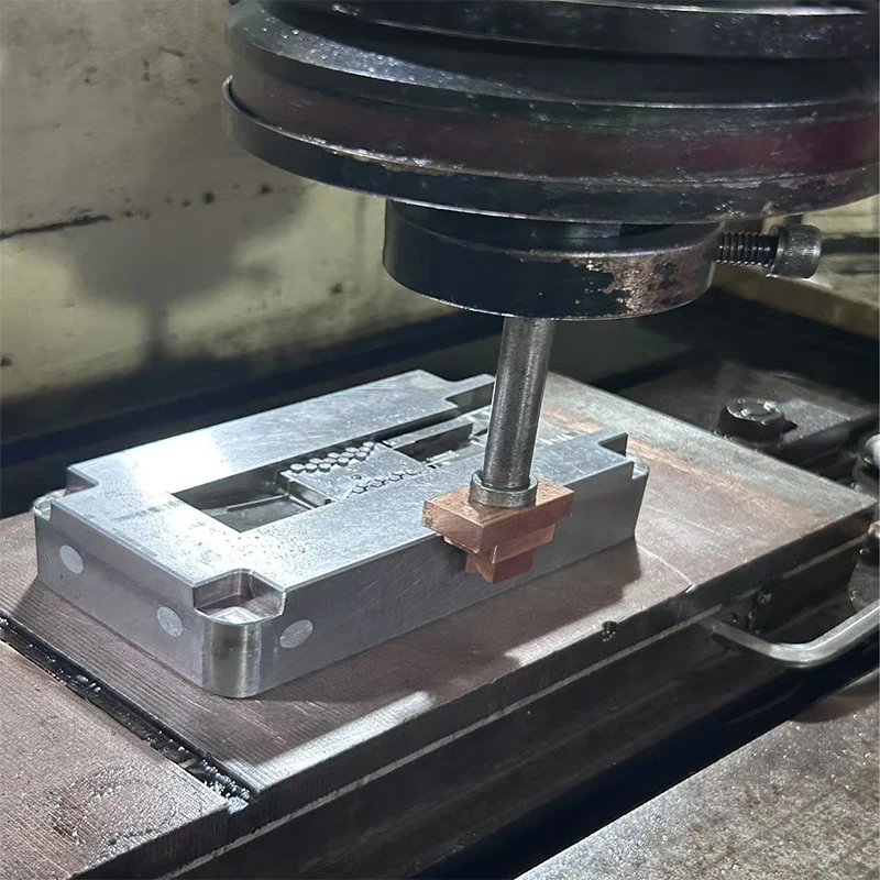 High Quality  Mould Factory Customized Plastic Injection Molding Mold Steel Manufacturing Single-cavity Injection Molds