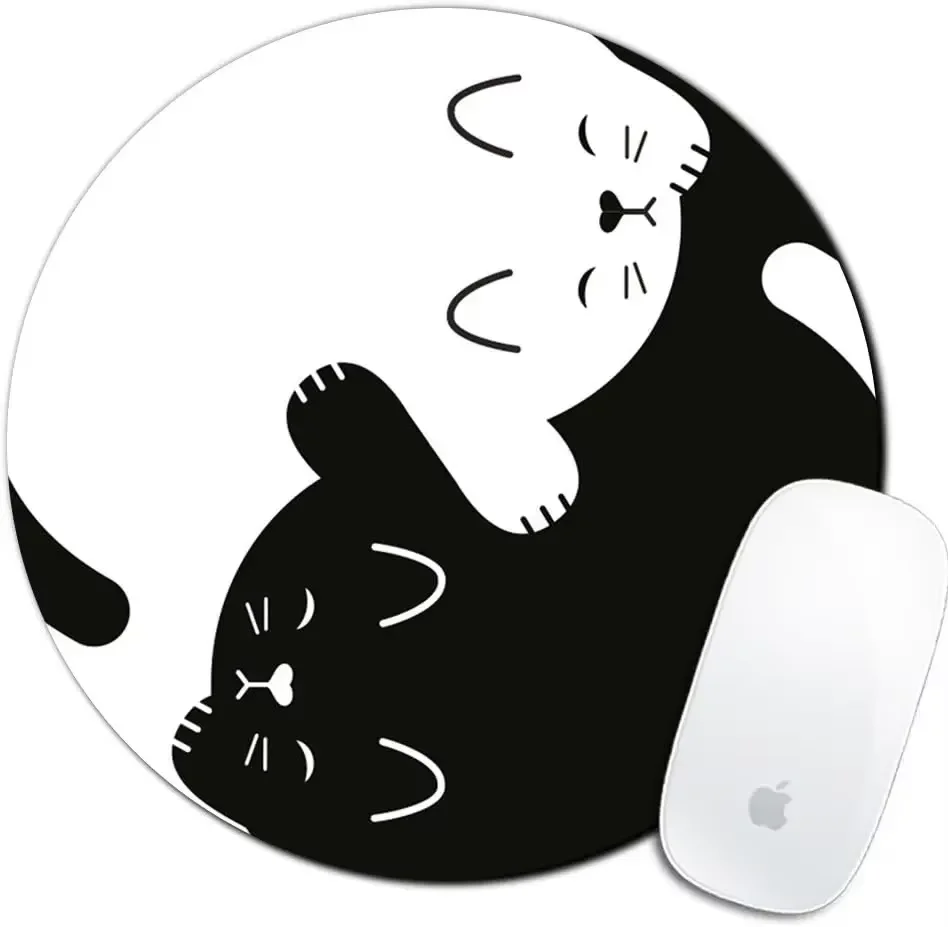 Cat-patterned round mousepad is an ideal choice for families gamers. It is made of high-quality rubber with anti-slip properties