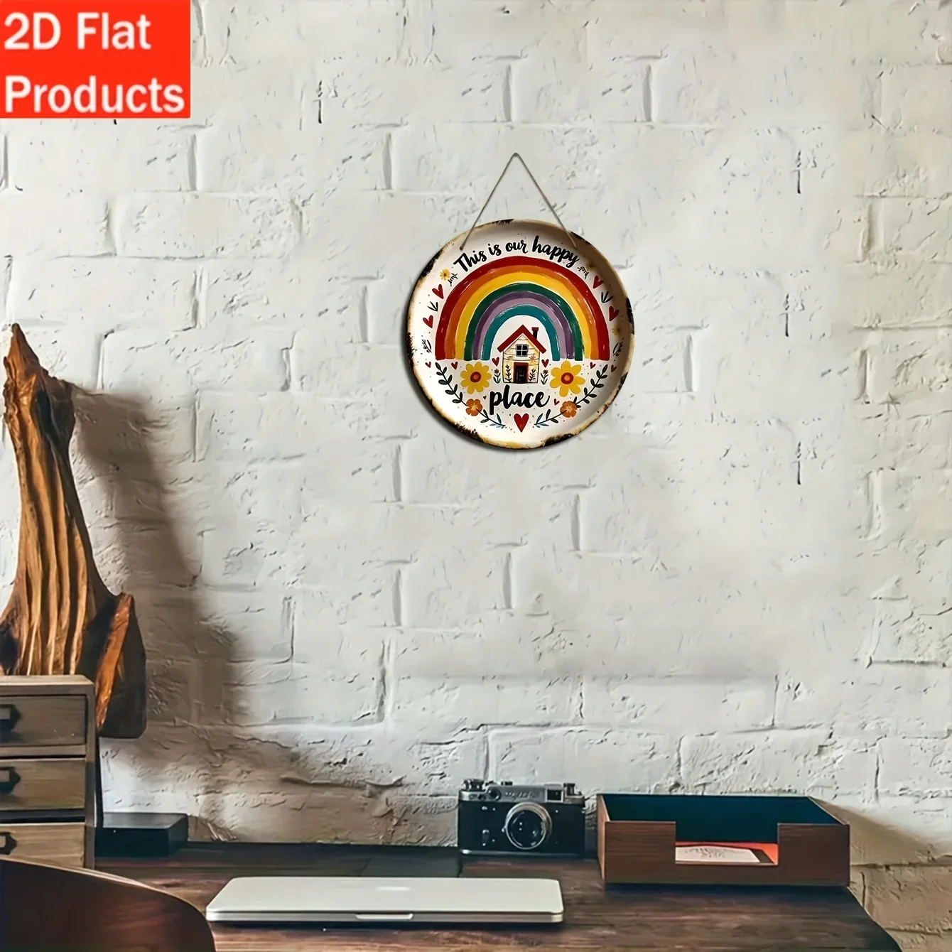 مسطح ثنائي الأبعاد، لوحة زخرفية مسطحة وحلي ثنائية الأبعاد، قطعة واحدة من لافتة معلقة خشبية ممتعة عتيقة، قطعة واحدة مع تصميم "هذا مكاننا السعيد".