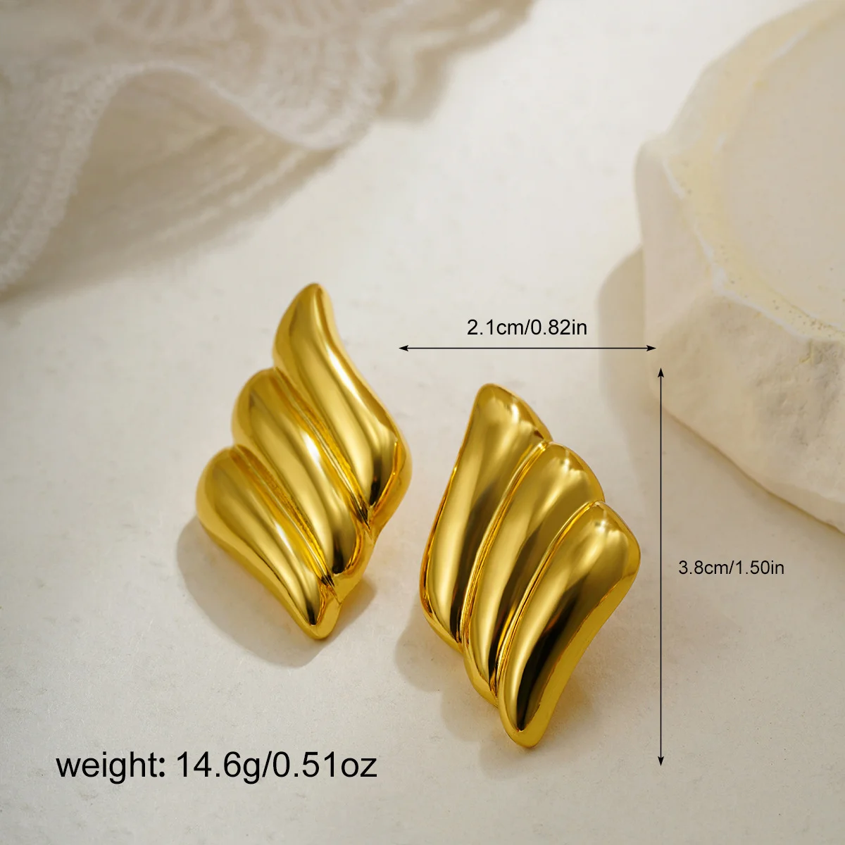 Fashionable 18K Gold-Plated Angel Wing Earrings for Women Fade-Resistant High-End Feel Unique Waterproof Stainless Steel Studs