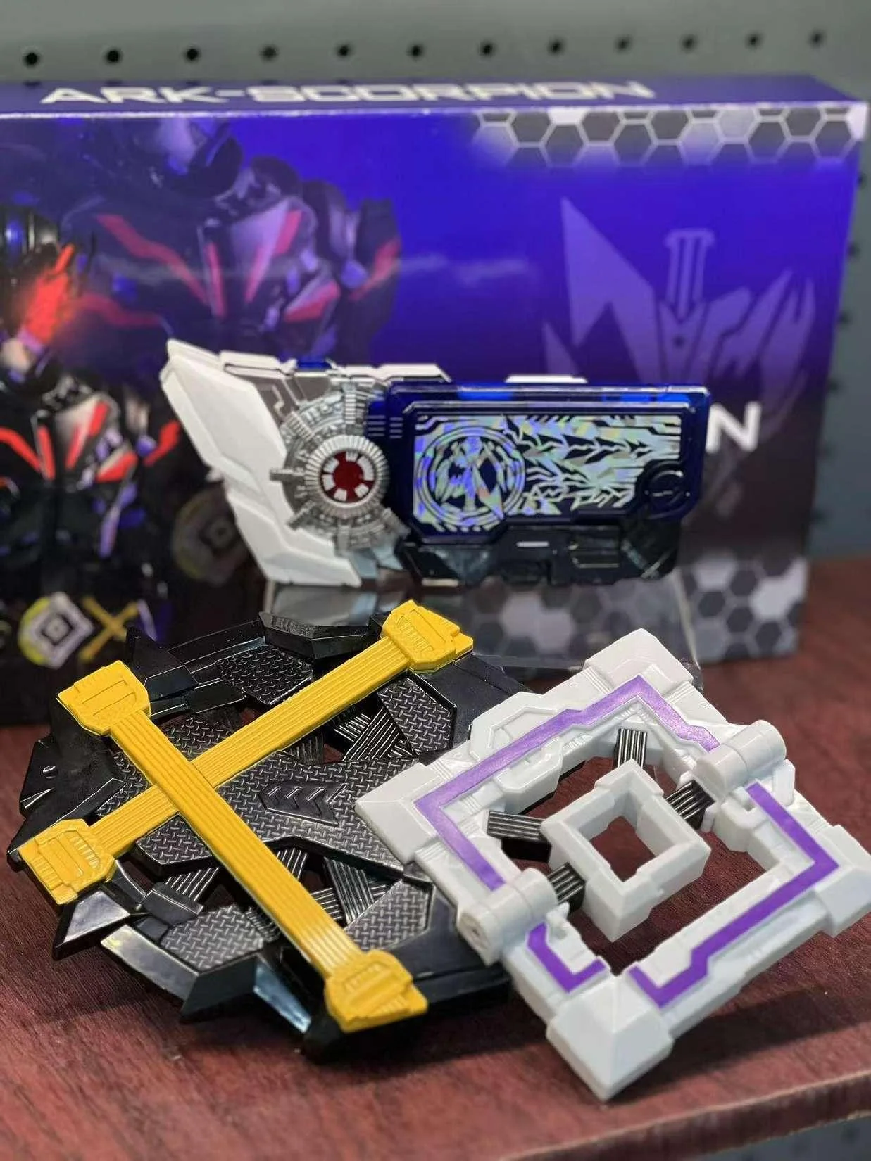 Kamen Rider Zero One Zetsumetsu Driver DX Ark Scorpion Drive
