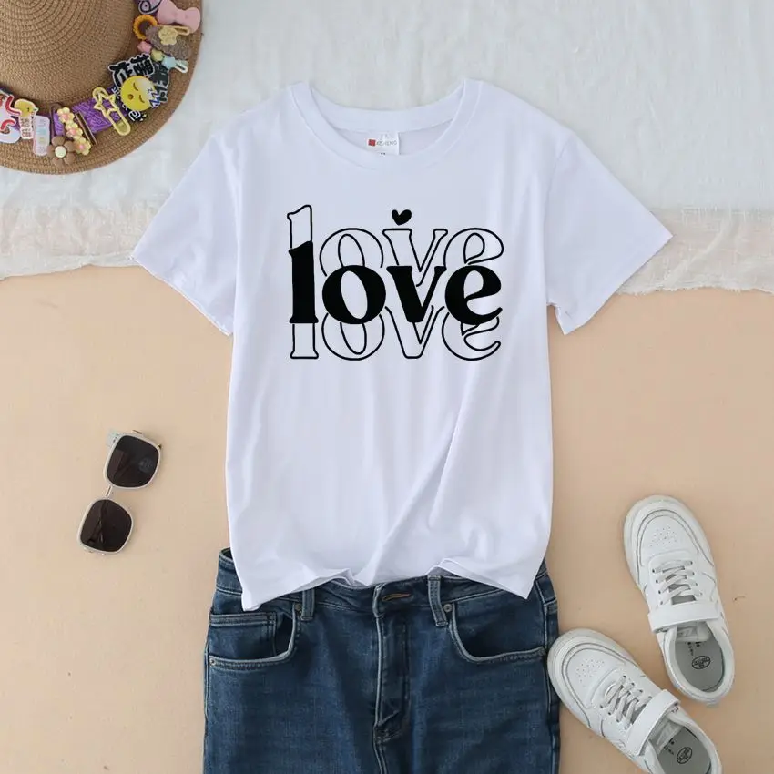 

Женские футболки с принтом любовных букв, новые модные топы с короткими рукавами и круглым вырезом, летние джинсовые футболки с футболкой