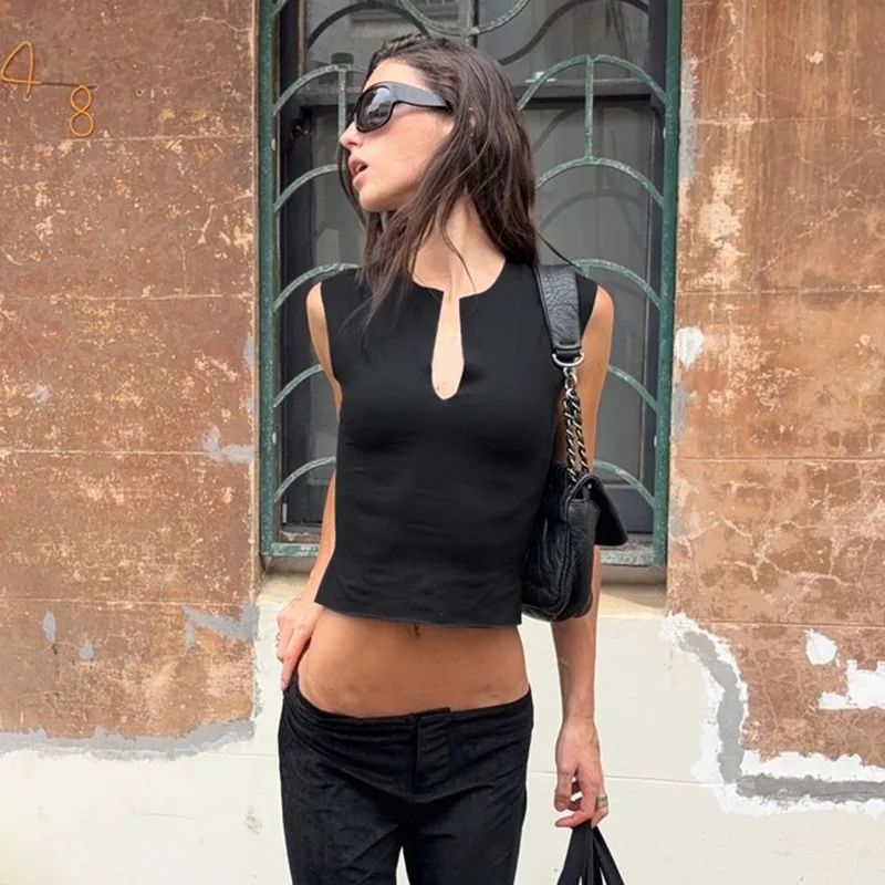 2026 Spring New V-neck Sleeveless Slim-fit Vest Top Bottoming Shirt