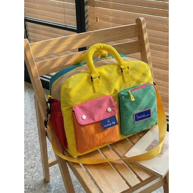 sac-de-voyage-impermeable-sac-bandouliere-de-grande-capacite-pour-femmes-ideal-pour-les-voyages-d’affaires-les-courts-sejours-et-comme-sac-a-bagages-fabrique-en-suede-resistant