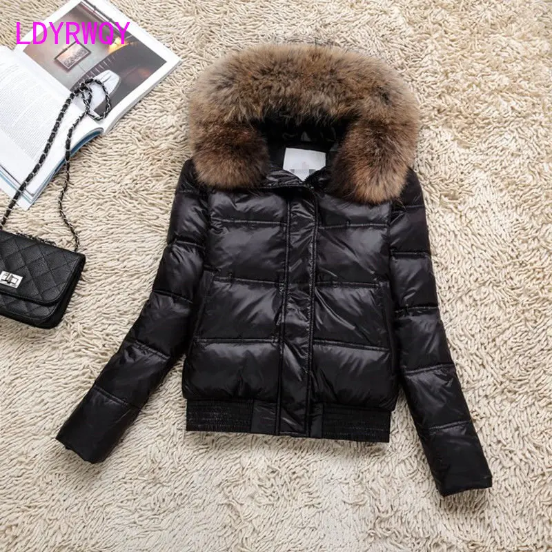 Autumn and Winter 2022 New Women's Hooded Large Wool Collar Cotton Suit Women's Short Thickened Slim Coat