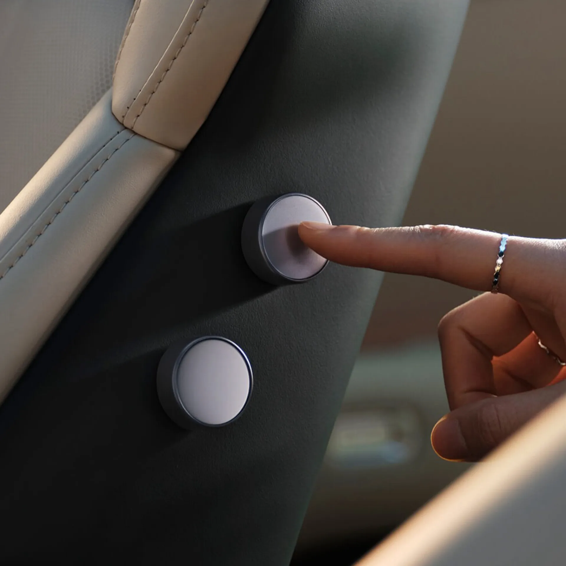 For Xiaomi YU7/SU7 Magnetic Buttons With One Touch To Reach Car Electronic Accessories
