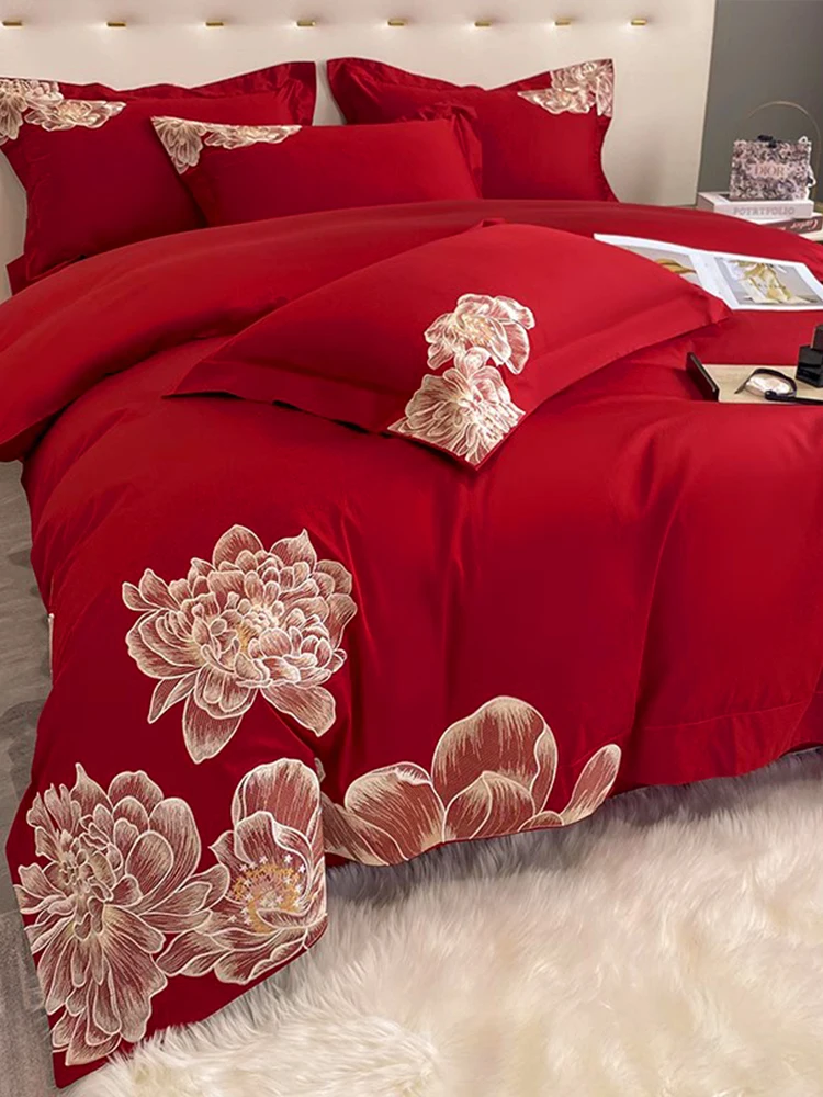 Married long-staple cotton wedding room festive four-piece red cotton embroidered wedding quilt cover bed sheet bedding