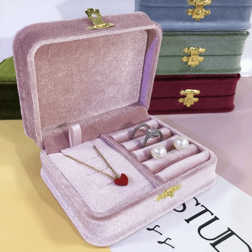 

New Velvet Flocking Jewelry Storage Case Sturdy Buckle Portable Jewellery Organizer Compact Elegant Storage Box Jewelry Storage