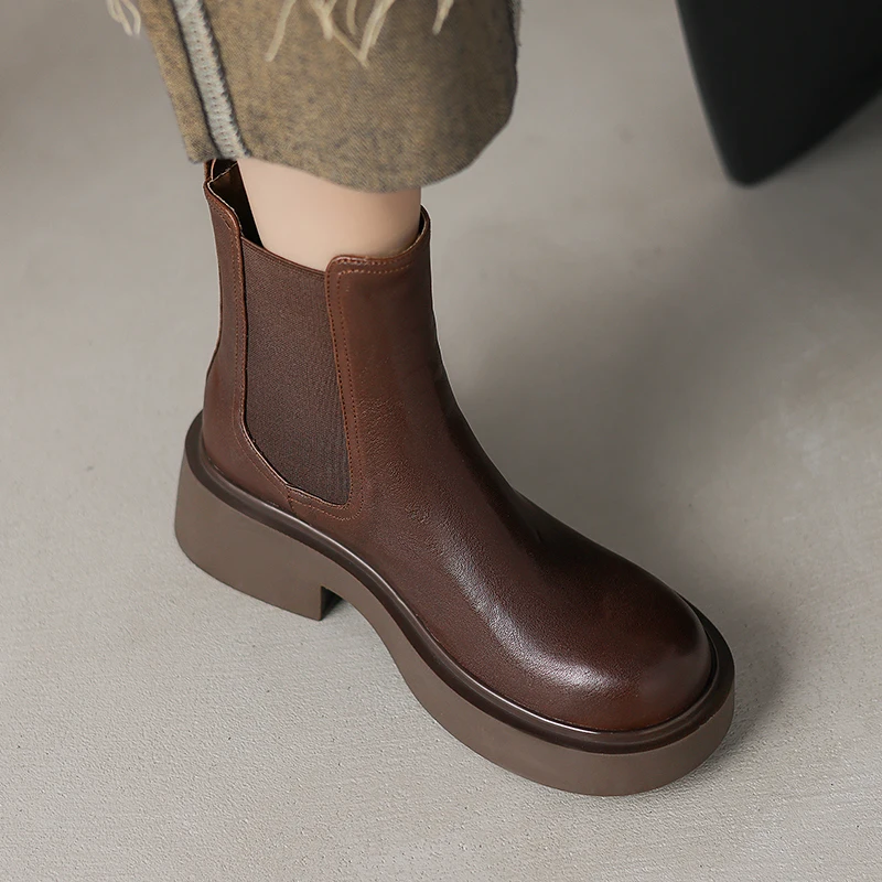 2024 New Genuine Leather Winter Women Boots Brogues Platform Motorcycle Boots Ankle Boots Retro Cowhide Slip-on Ladies Shoes image 2