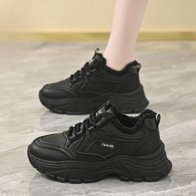 

Korean Fashion Thickened Winter Sneakers for Women Warm Furry Platform Chunky Shoes Stylish Sportswear for Gym Streetwear​