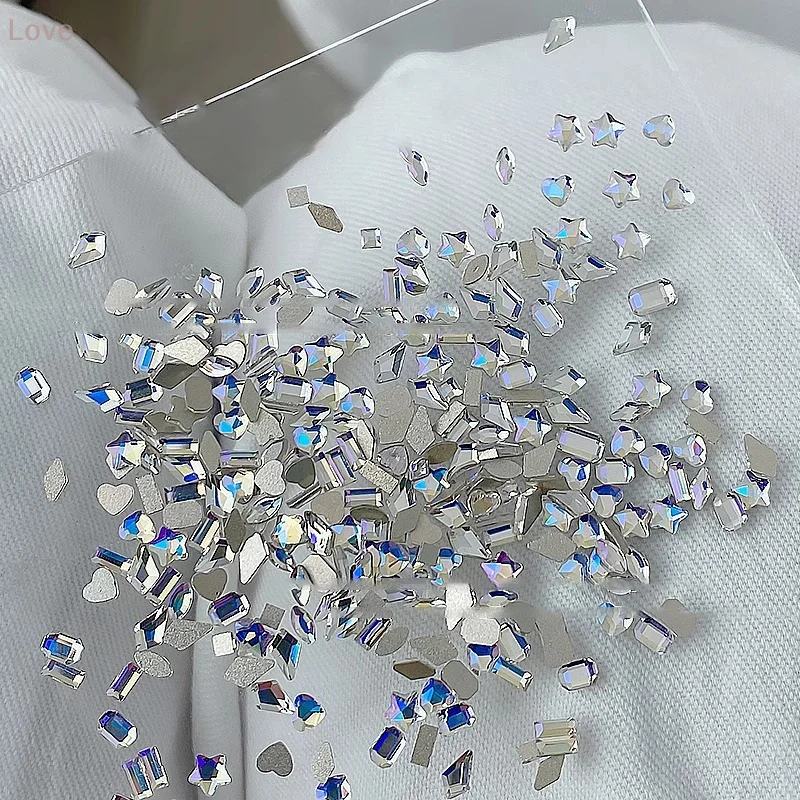 คริสตัลตกแต่งเล็บรูปทรงข้าวหลามตัดขนาดเล็ก ฐานแบน สำหรับตกแต่งเล็บแบบ 3 มิติ ให้ความสวยงามระยิบระยับ สำหรับผู้หญิง