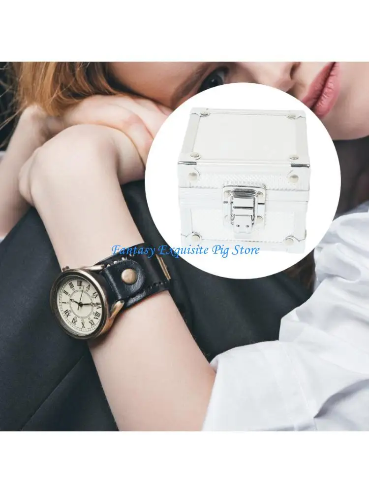 

Космическое пространство, алюминиевые часы с ювелирными отделениями и быстрого зацепления.