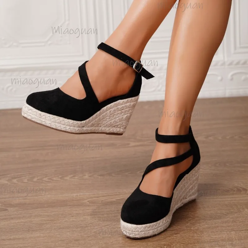 Thumbnail 2 - #30 Latest Block Heel Shoes Offers