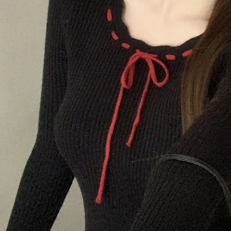 

Korean Round Neck Strap Contrast Color Chic Slim Fit Inner Tops For Women 2025 Autumn And Winter High-end Bottoming Sweaters