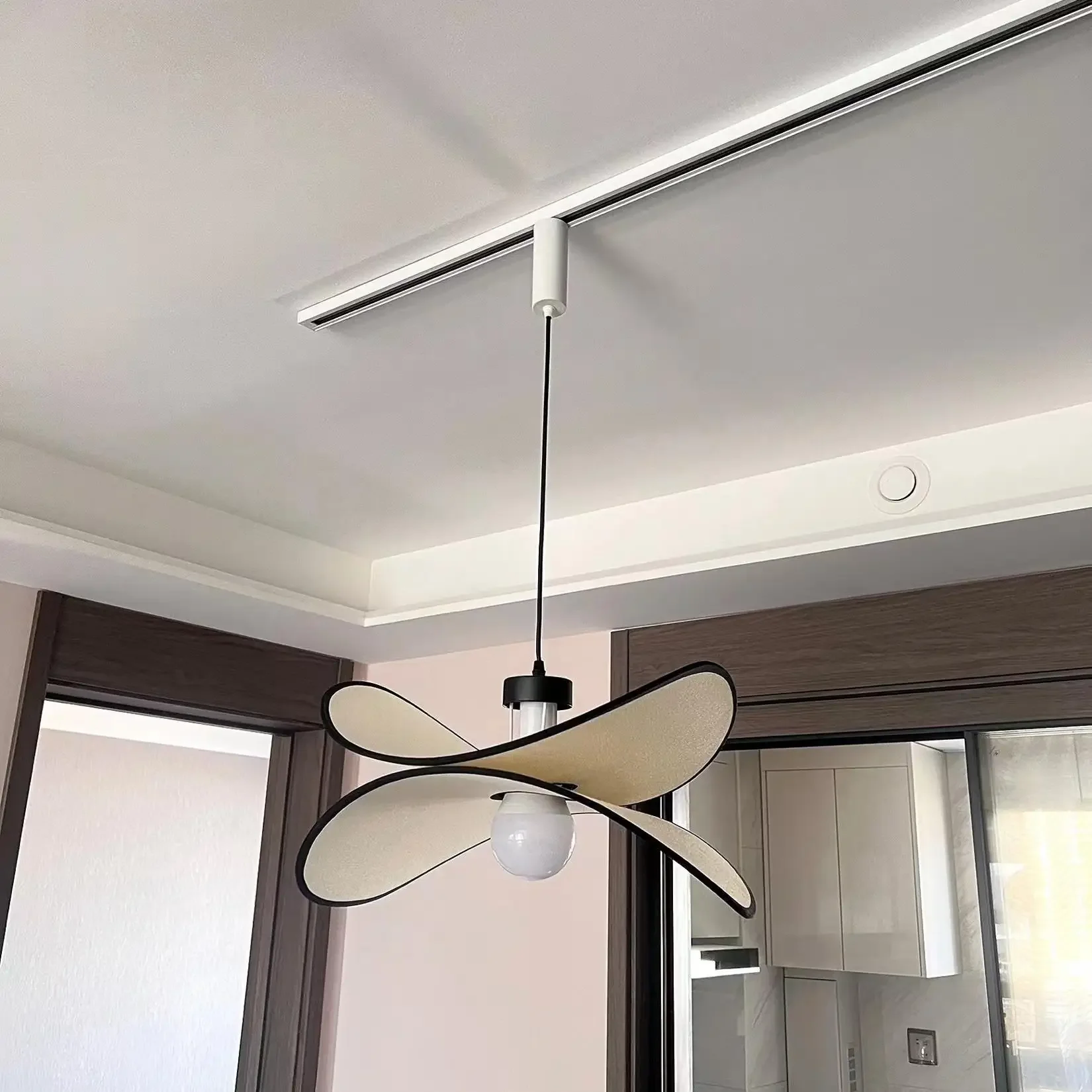 

Скользящее смещение, люстра, светильник для столовой, смещение, полоса трека, направляющая для прожектора трекового типа.