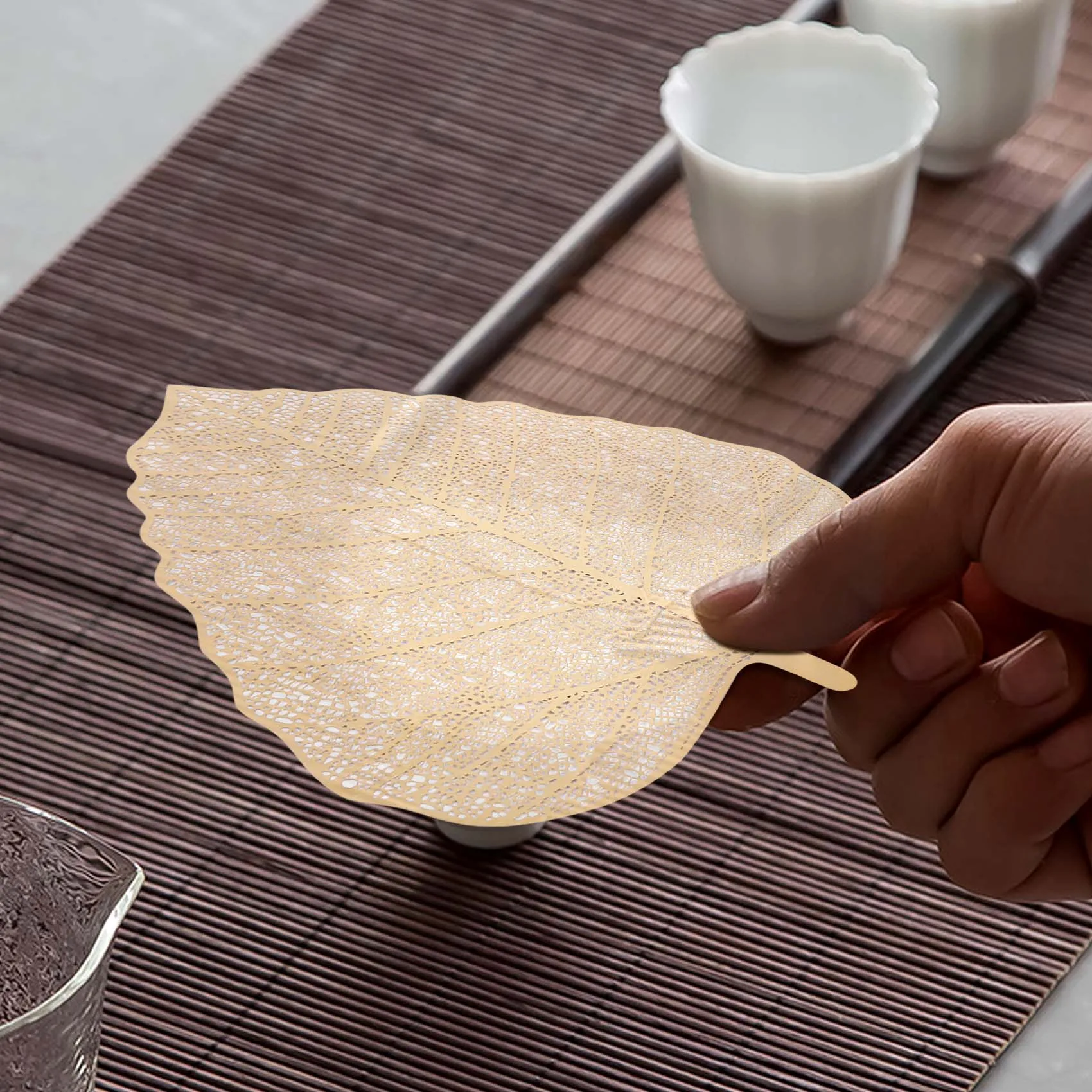ใหม่สแตนเลสสตีล Handmade Leaf Shape ที่กรองชา, ที่กรองชา, ที่กรองชา, เหมาะสําหรับชาใบหลวม (ทอง)