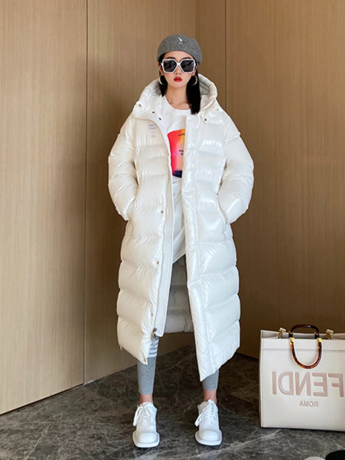 Women\'s Winter Hooded Glossy Long Sleeve Hooded Long White Duck Down Coat Lady Thick Warm Down Outwear