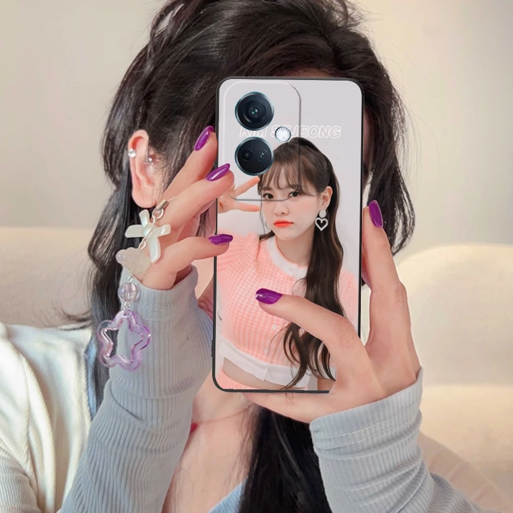 Cute Kim SeJeong Mobile Cell Phone Case for OPPO Find X5 X3 X2 A93 Reno 8 7 Pro A74 A72 A53 Black Soft Phone Cover Shell