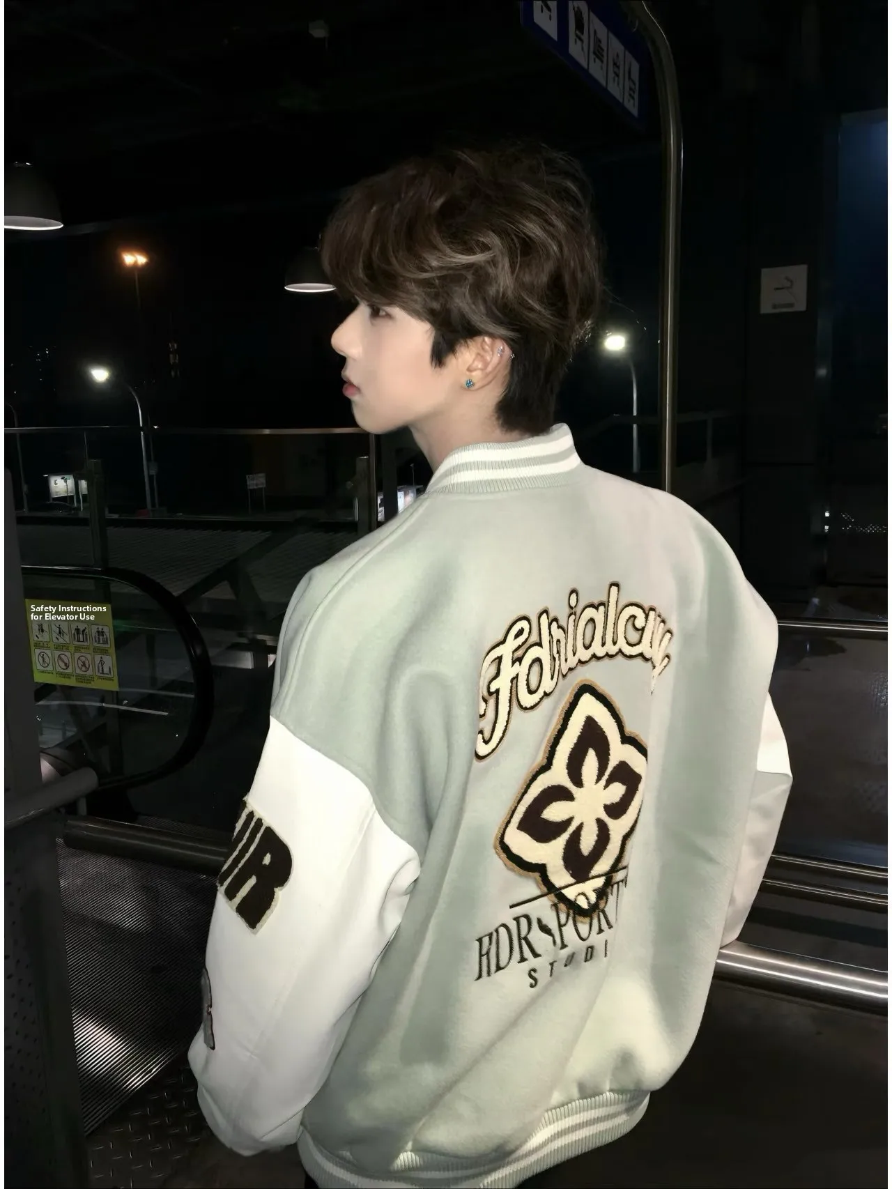 

Retro American Embroidered Baseball Jaet Men's Autumn Winter Thiened Cotton Jaet Loose Couple's PU Leather Jaet