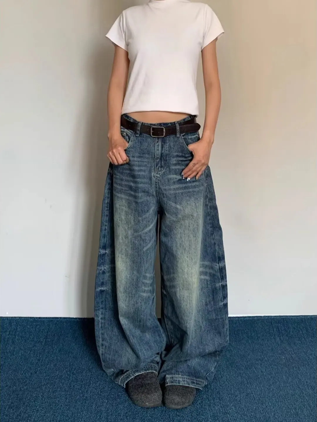

Retro American Waed Denim Pants Men Women Casual Loose Wide Leg Long Trousers Knife ape Distred Jeans