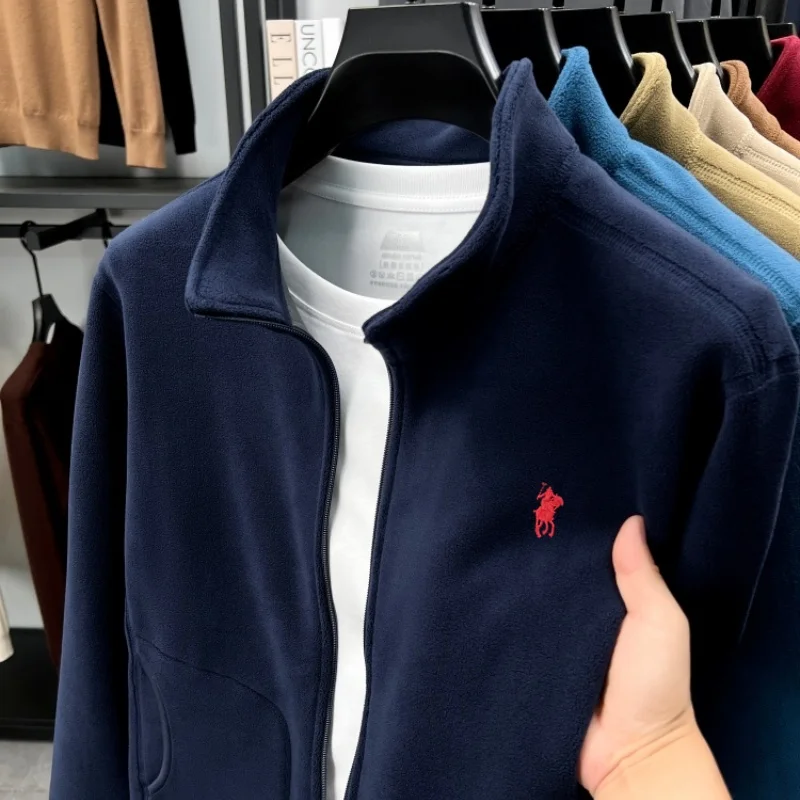 Modische Herrenjacke für Herbst und Winter, hochwertige, verdickte, warme Samtjacke, High-End-Marke Paul Pony, bestickte Jacke mit Reißverschluss und Stehkragen – Detail 12