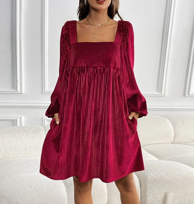 

Plus Size Dresses for Womenwinter Red Velvet Square Collar Long Sleeve Lace Up Ladies Large Pleated Short Evening Party Dress