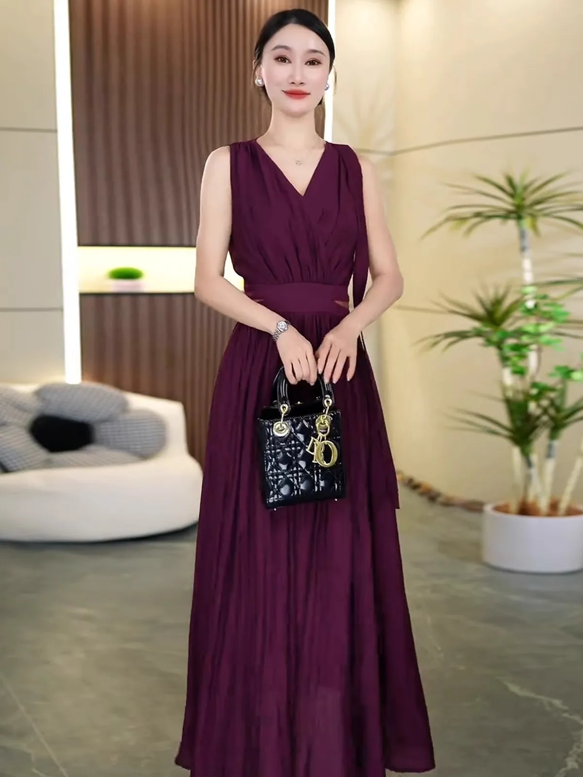 

Элегантное красное платье с V-образным вырезом и асимметричным подолом, летнее, 2025, для женщин, для работы и повседневной носки