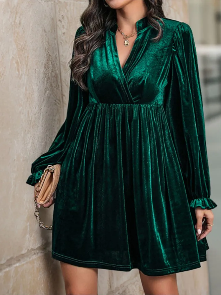 Vestido com decote em V