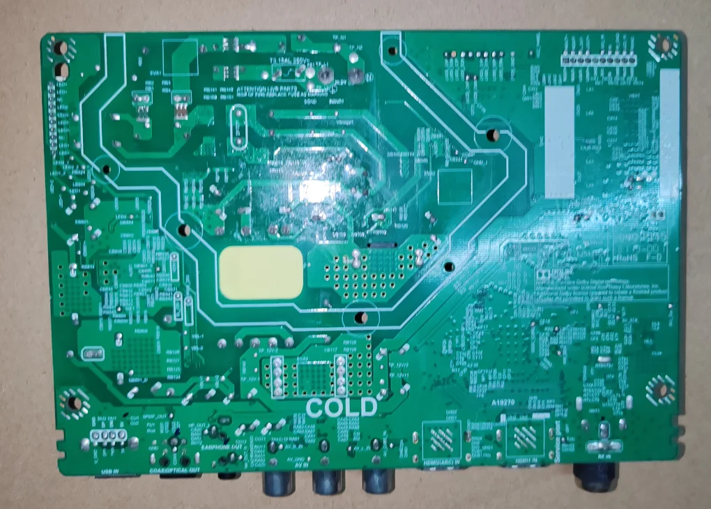 TP.V53W.PB771  MT53V1  Three in one TV motherboard physical photo tested well
