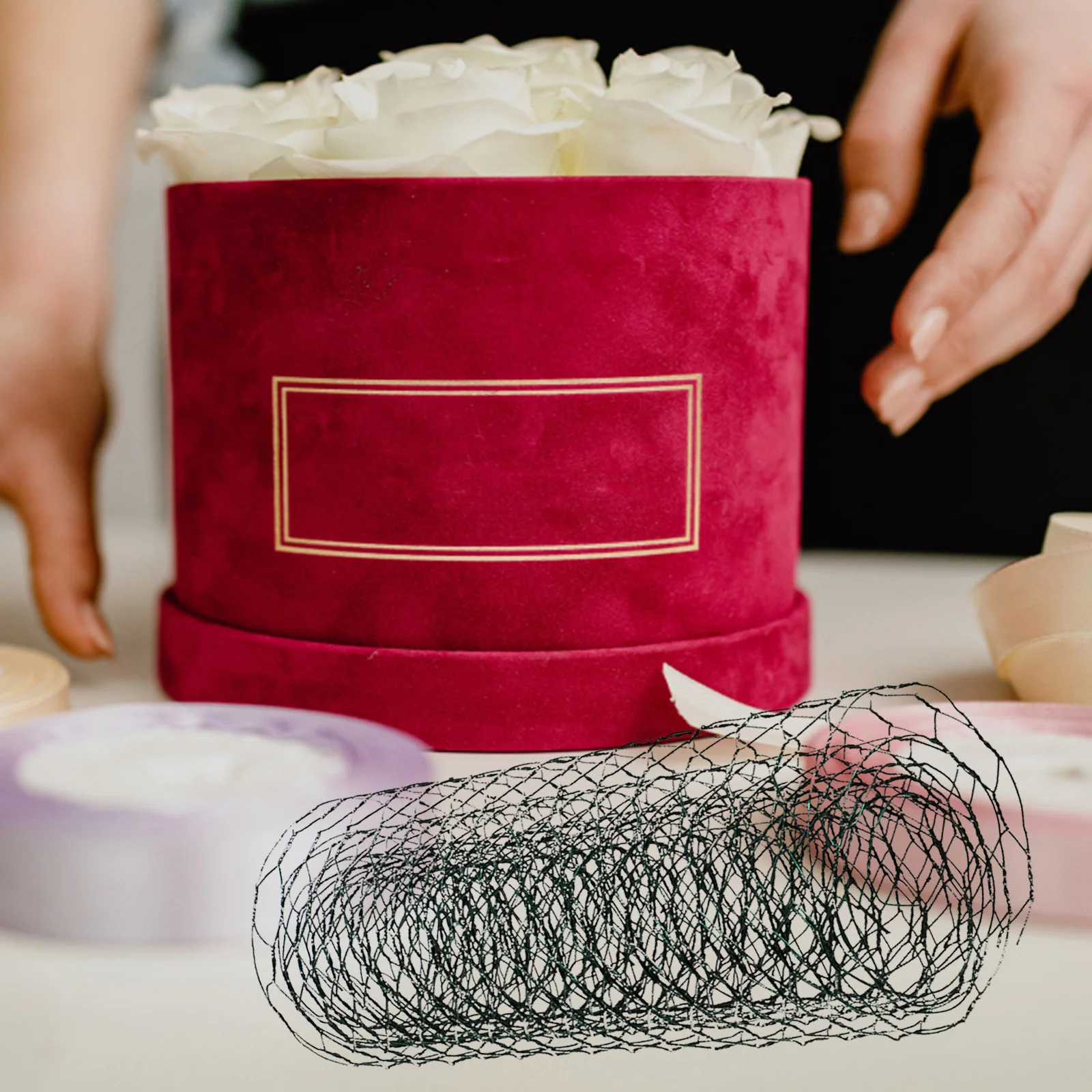 

Chicken Wire Floral Mesh Netting for Craft Crafting Arrangement Green Flower Arrangements