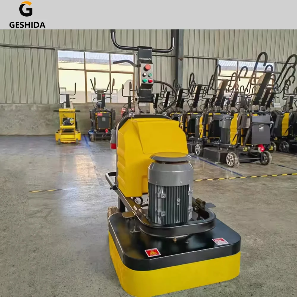 

Производитель поставляет шлифовальные машины для бетона 500 и 530, а также машины для шлифовки песка для обработки полов.