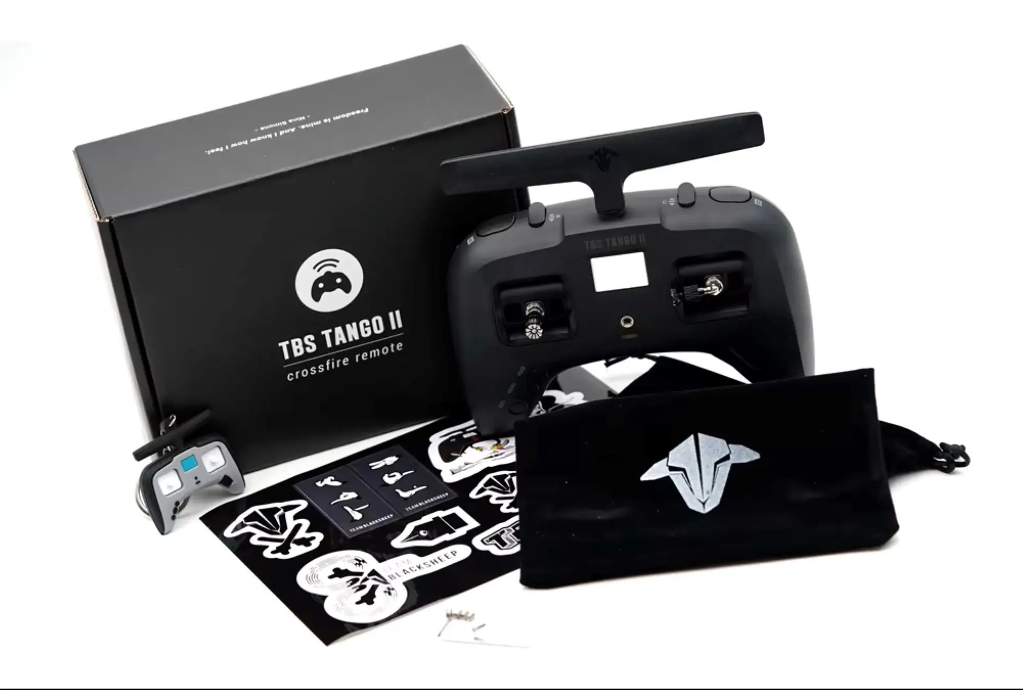 TBS TANGO 2  V4  Built-in TBS Crossfire Full Size HAll Sensor Gimbals RC FPV Racing UAV Radio Controller