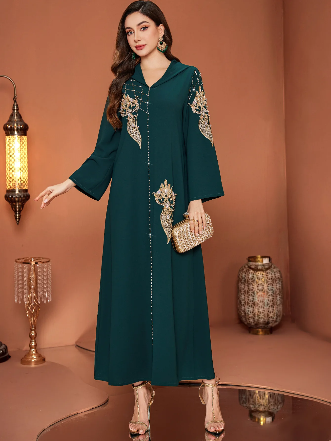 Eid Muslim Dress Women Abaya Diamond Embroidery Hooded Long Dresses Vestidos Largos Party Caftan Jalabiya Ramadan Long Robe 2025
