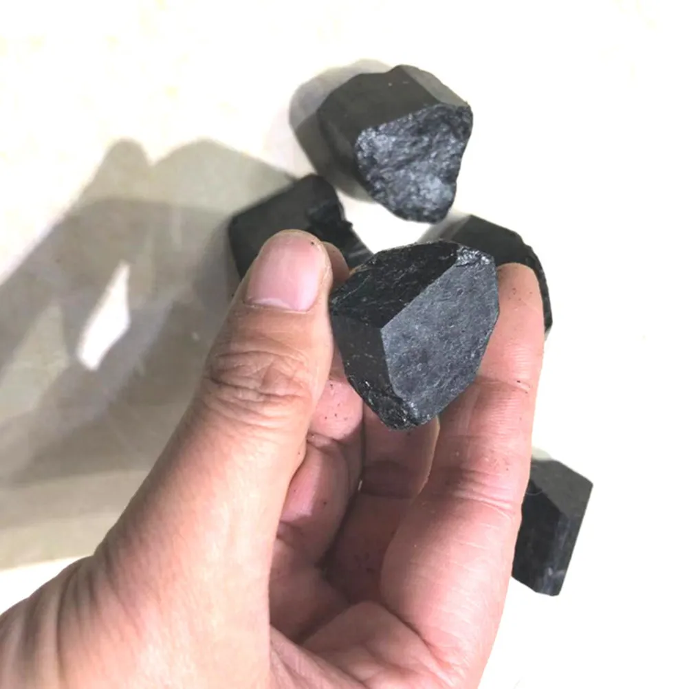

100 г натурального черного турмалина: необработанный кристалл, образец камня, защита от излучения, блокировка ЭМП, снятие отрицательного стресса, повышение жизненной энергии
