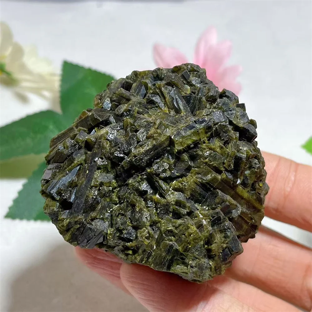 

Green Tourmaline Natural Stones And Crystal Raw Druse Geode Gemstone Mineral Samples Specimen Feng Shui Home Decortion