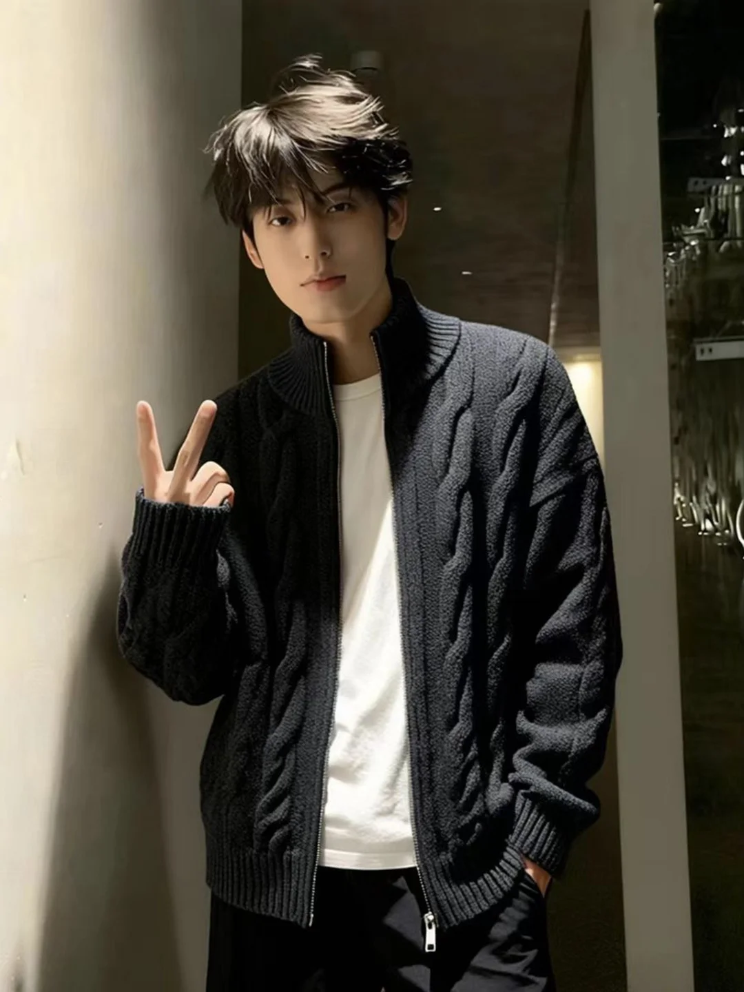 

Мужской вязаный кардиган на зиму, плотный, с рельефным узором, воротником-стойкой, классическим дизайном с цветочным орнаментом, в стиле преппи, с длинными рукавами