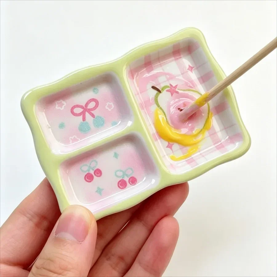 Portable Nail Art Mixing Palette With Multi-Grid Gel Polish Mixing Tray,Suitable For Salon & Home Use, Color Mixing Board Mini