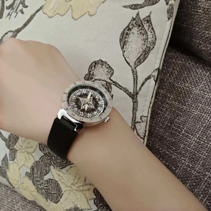 SUNMATE Luxury Exquisite Zircon Women's Quartz Watch, 30m Waterproof Leather Strap, Fashionable Digital Dial, Girlfriend Gift