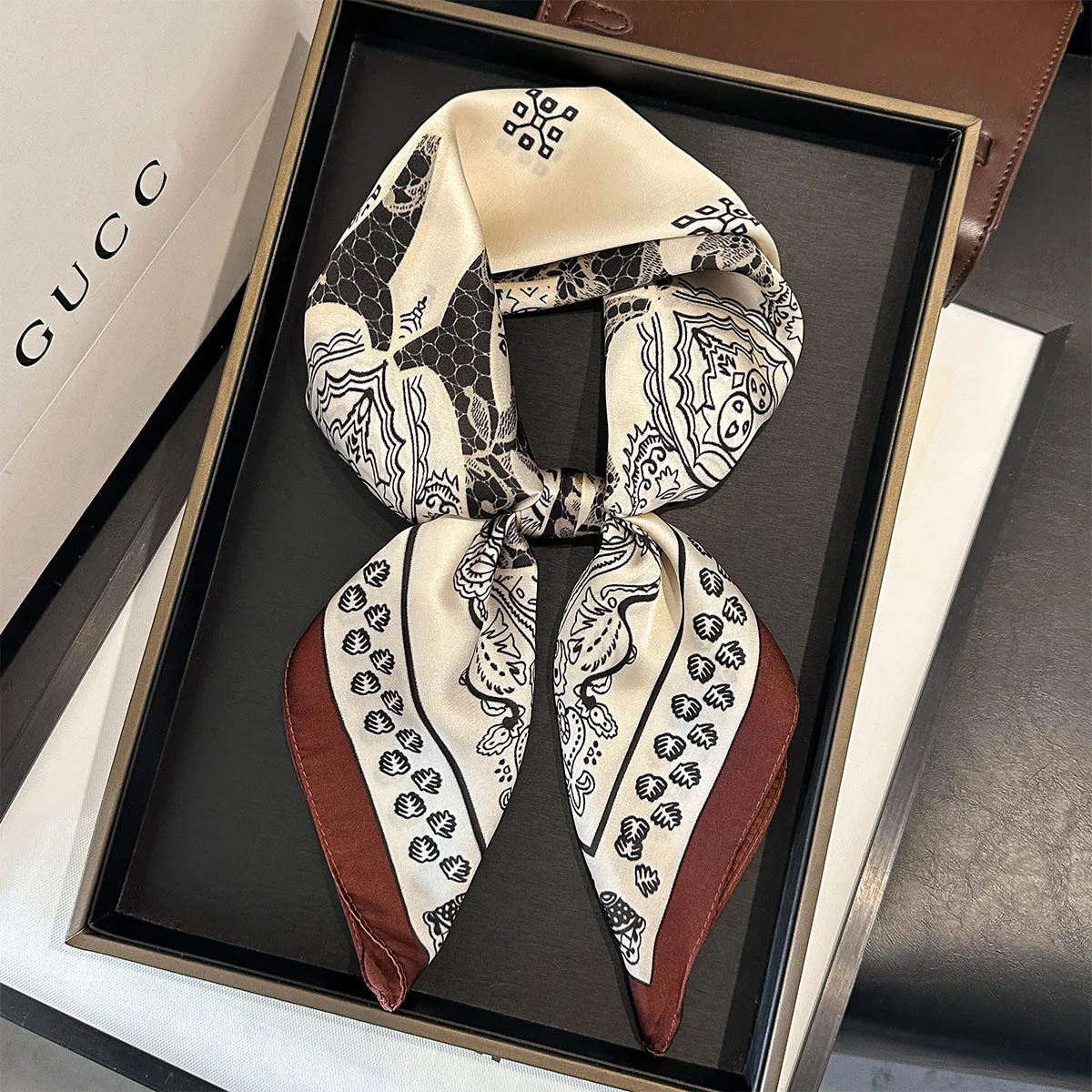 

Роскошный квадратный шарф для женщин, ретро женский хиджаб, элегантный шейный платок, банданы, мягкие шарфы из искусственного шелка с пятнами, шаль