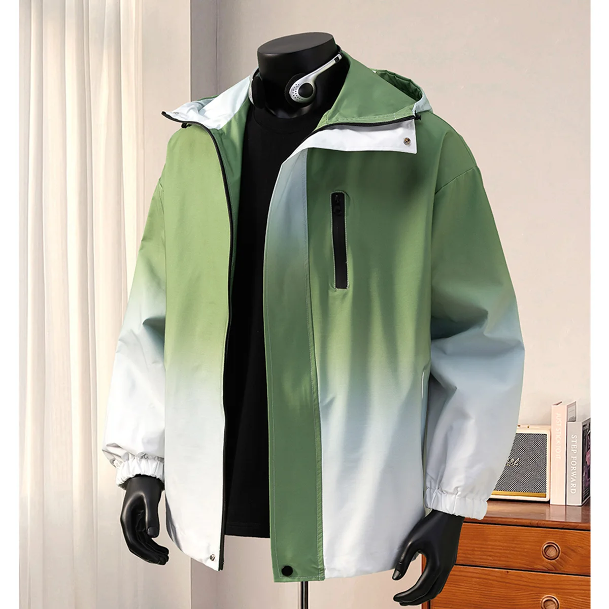 Spring Men Windproof Jacket Men Fashion Casual Hooded Coat Youth Zipper Pocket Jackets Hong Kong Style Male Gradient Windbreaker