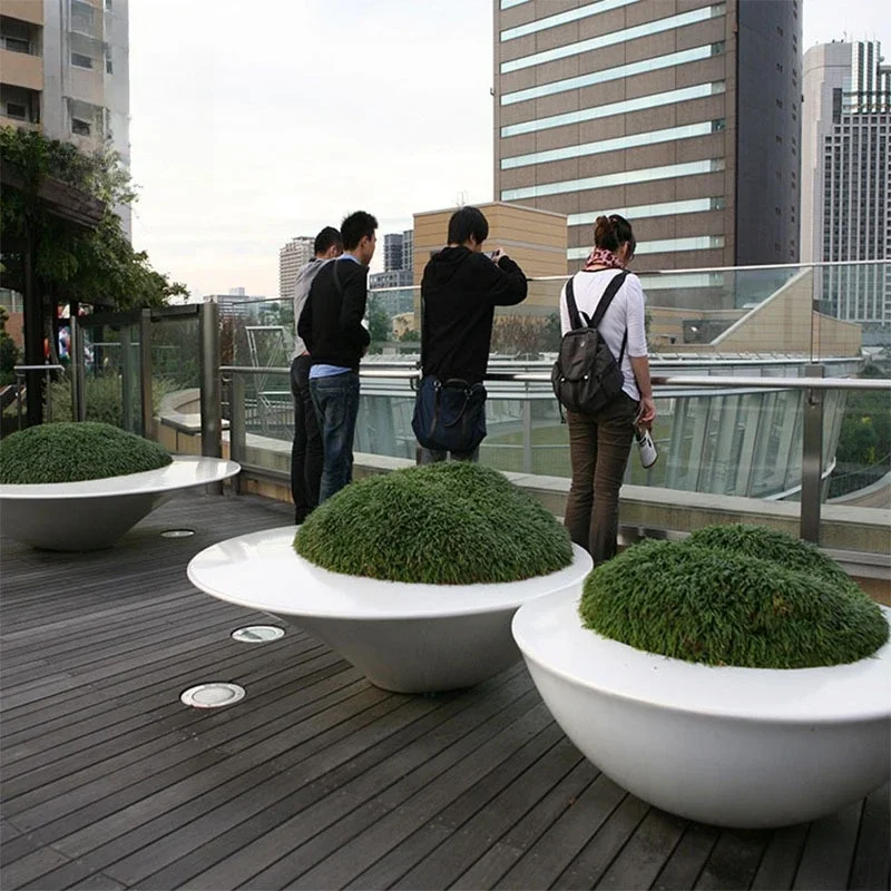 FRP bianco disco volante vaso da fiori ovale giardino esterno paesaggio serbatoio di fiori parco spazio verde piantagione succulenta scatola di fiori