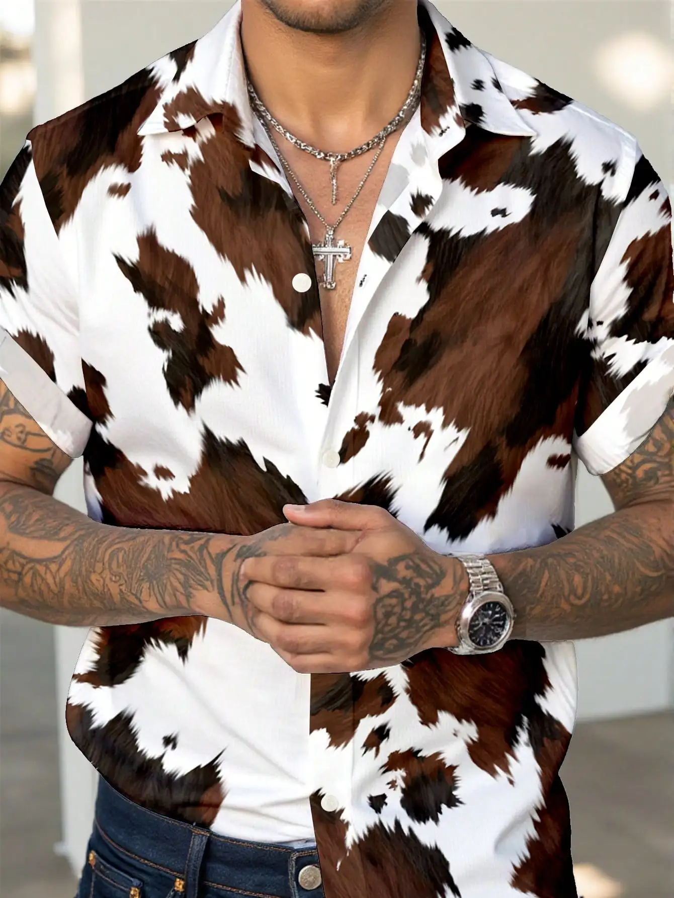 

Men's Short Sleeve Casual Shirt with Faux Cow Print Pattern