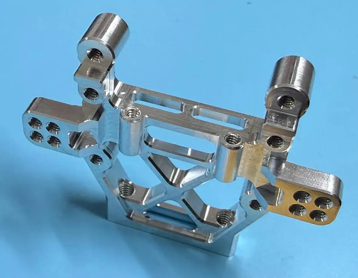 Anteparo traseiro de alumínio GVM CNC RC10GT para equipe associada RC10GT # 7535