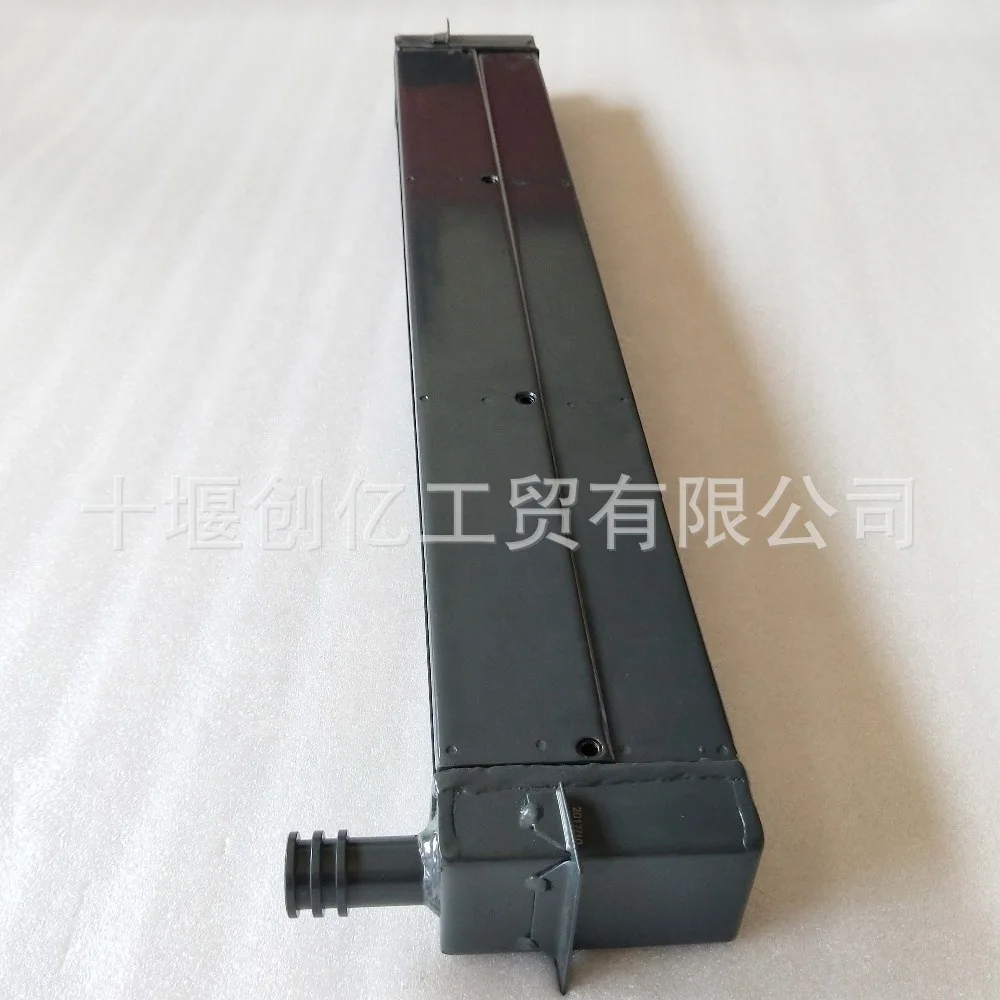 Suitable for Chongqing Cummins NT855 engine with intercooler core 3008493 5275195 3411460