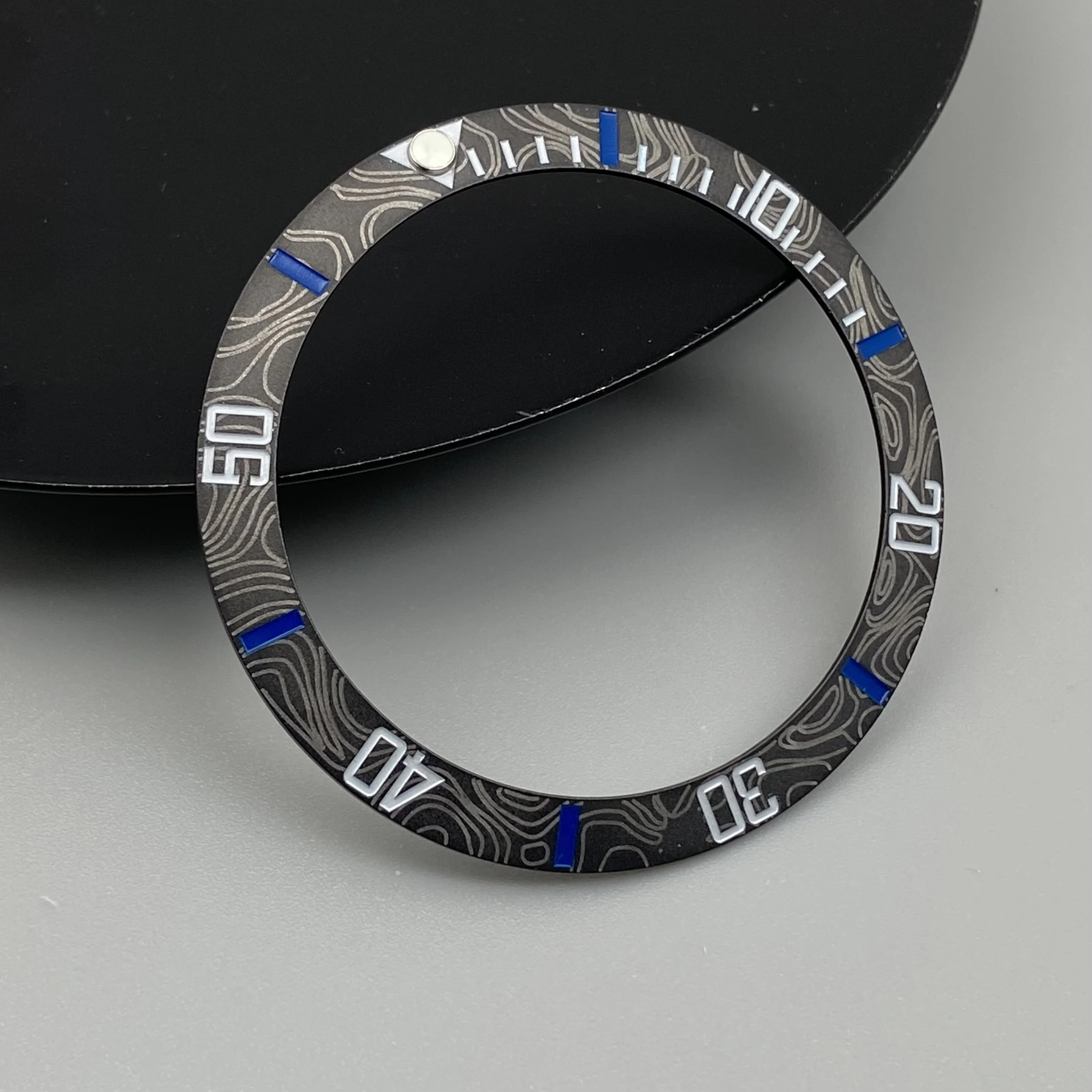 38 مللي متر ألياف الكربون منحني السيراميك الحافة إدراج يناسب GMT SKX007 SRPD الفرعية القطر الداخلي 30.5 مللي متر الساعات استبدال الحافة الدائري