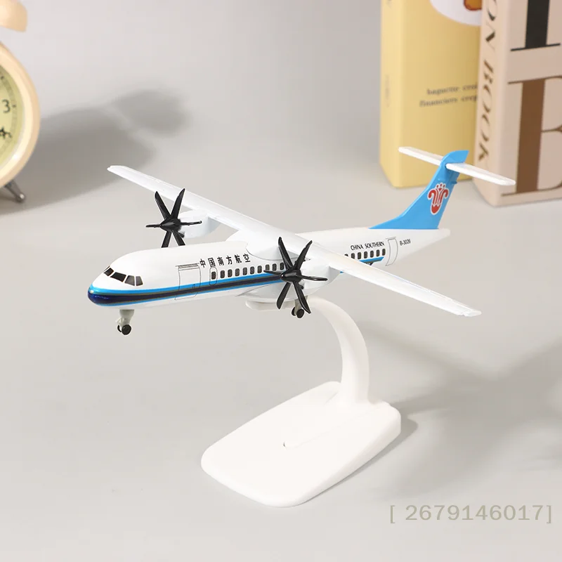 

【YY26】Металлическая модель самолета Southern Airlines ATR в масштабе 1:200, 20 см, с шасси, литая под давлением