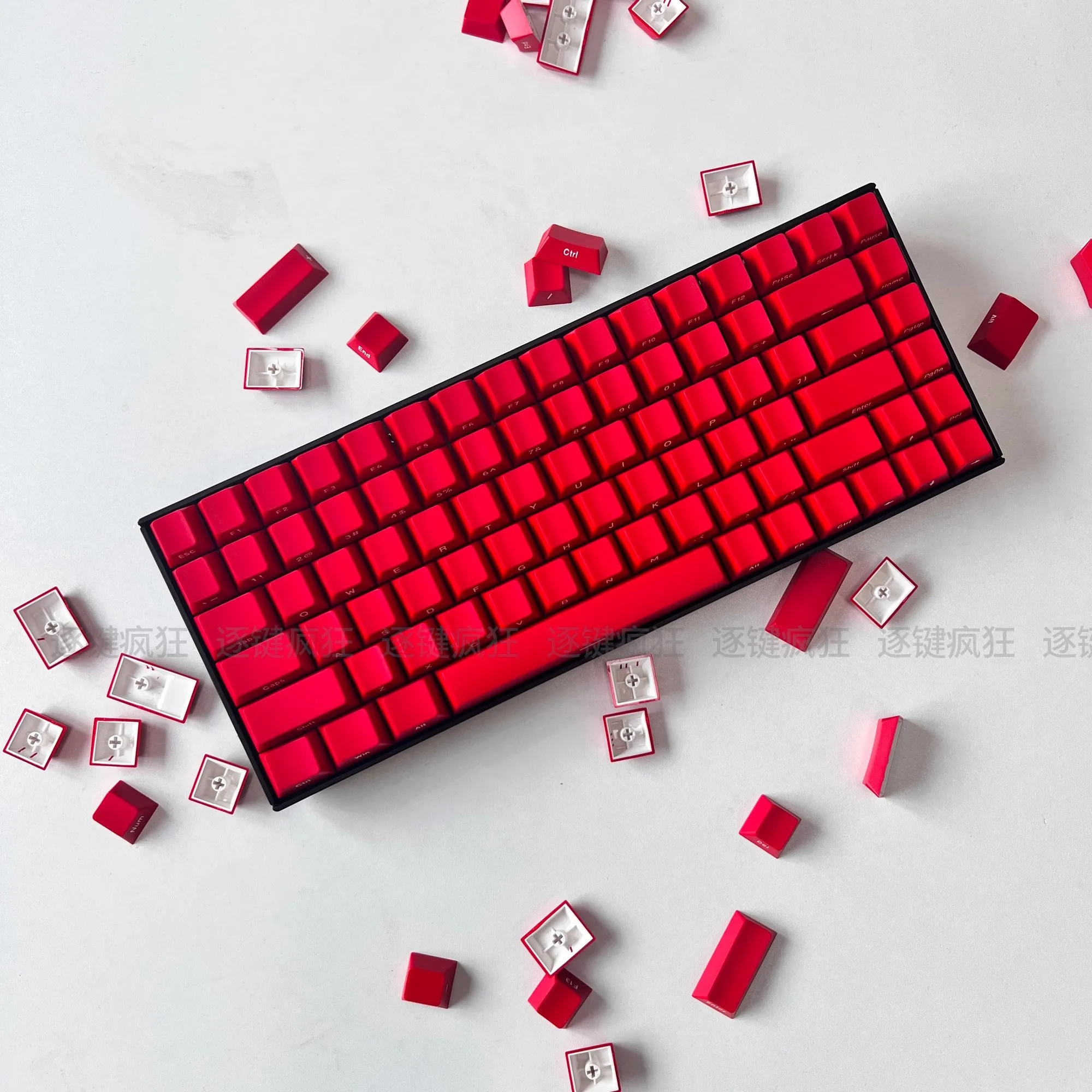 GMK مفاجأة الجانب الأحمر محفورة 145 أغطية مفاتيح PBT صبغ Subbed أغطية المفاتيح الكرز Keycap مع 2.25U 2.75U 3U 7U المسافة ISO أدخل