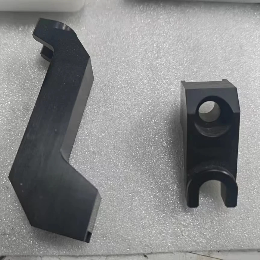 

Professional parts processing and customization, we undertake the processing of various mechanical parts