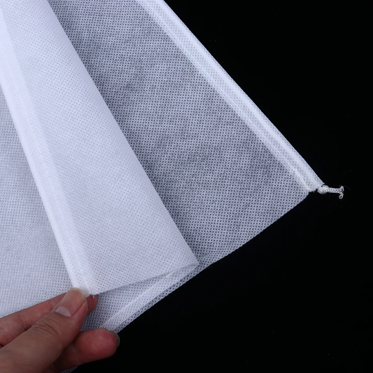 

Garden Protective Cover Size Non-Woven Plant Cover For Saplings Roses Tomatoes Frost Wind Tree Covers