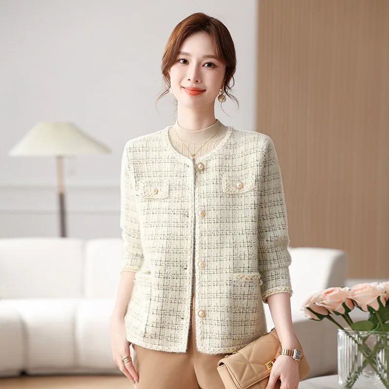 Autumn Winter Women Round Neck Woolen Coat Women Fashion Casual Knitted Cardigan Chic Button Short Tweed Soft Jacket